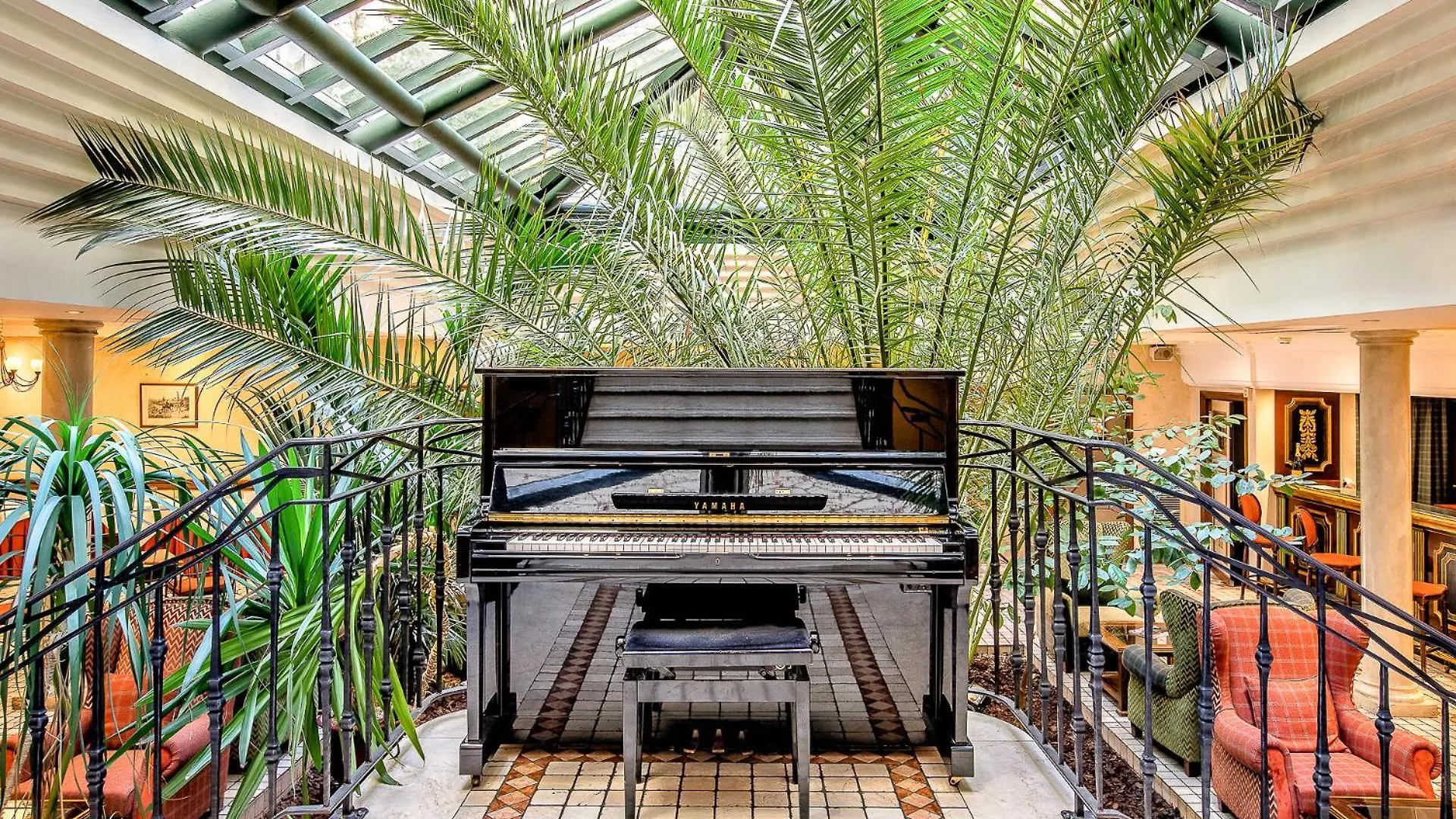 7 Hôtels 4 Étoiles au Marais à Paris Worth Booking