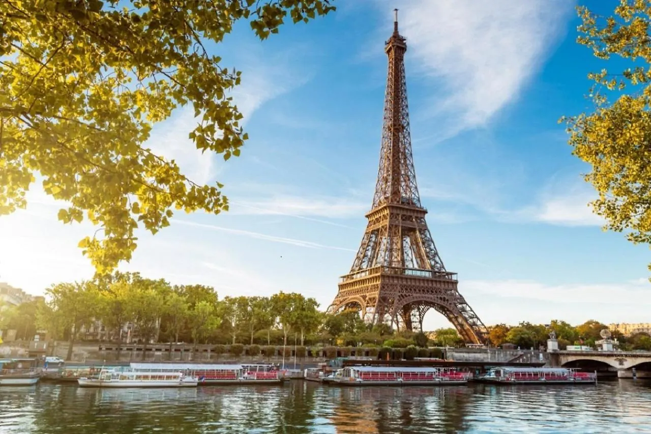 Séjourner près du Jardin du Luxembourg : 4 Appartements Comparés